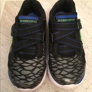 Skechers Boys Black Lite Sneakers (10T) MICROSPEC
